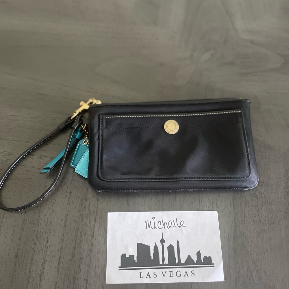 SOLD - Coach Wristlet